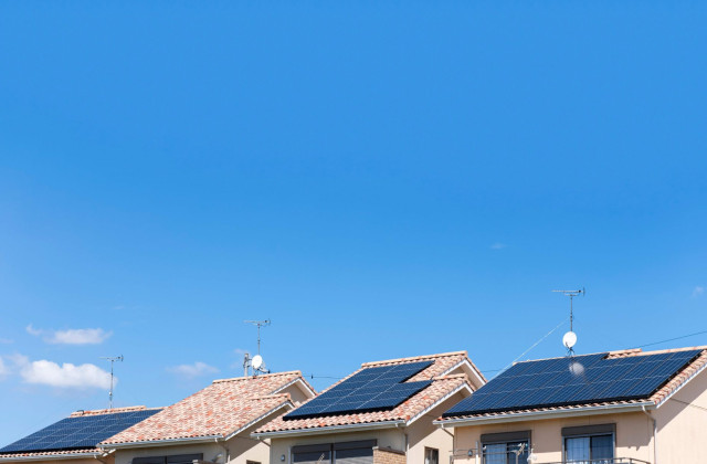Intégrer l’énergie solaire dans un projet de rénovation énergétique