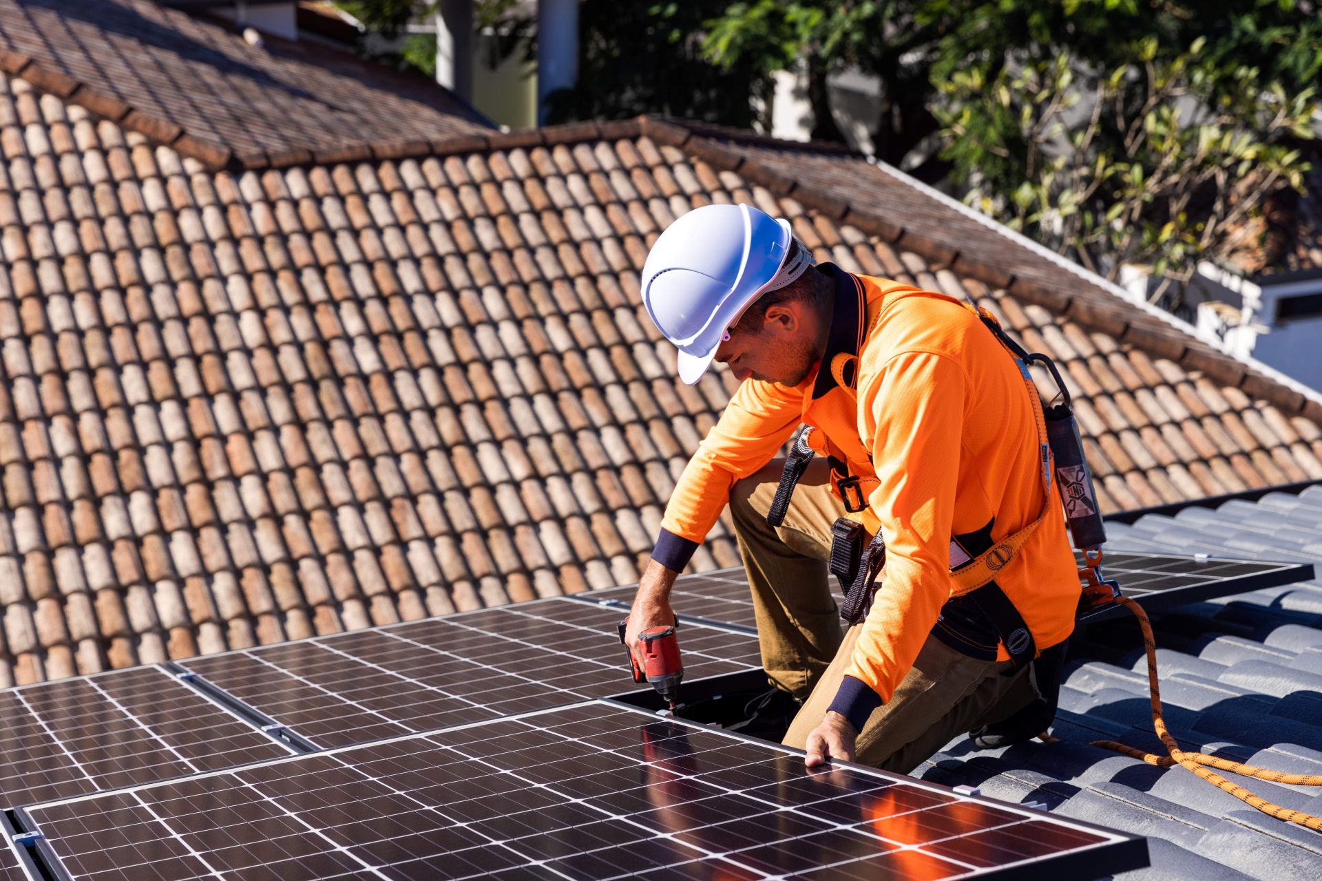 cvf-energie-chantier-panneaux-var-alpes-maritimes.jpg