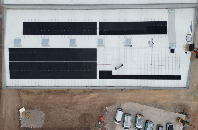 Fixations et structures : assurer la durabilité d’une installation photovoltaïque à La Motte