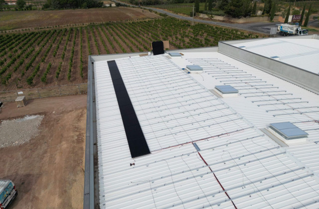 Mise en service d’une installation photovoltaïque à La Motte : 240 panneaux en action